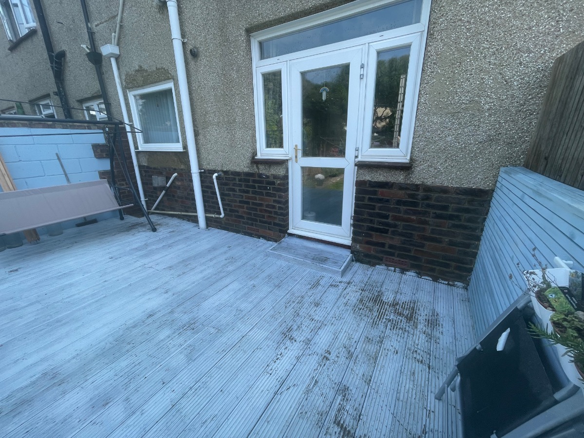 Painter and Decorator: Image 6